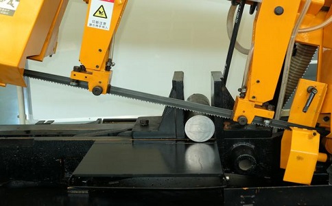 秭归数控带锯床自动送料精度会出现偏差吗？